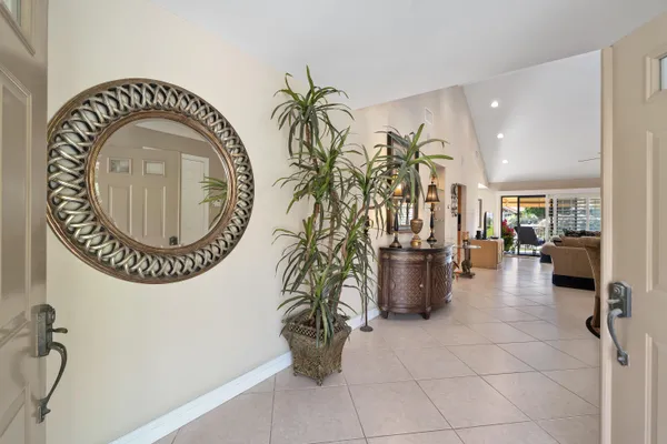 $609,900 | 9 Acapulco Drive, Palm Desert, CA 92260