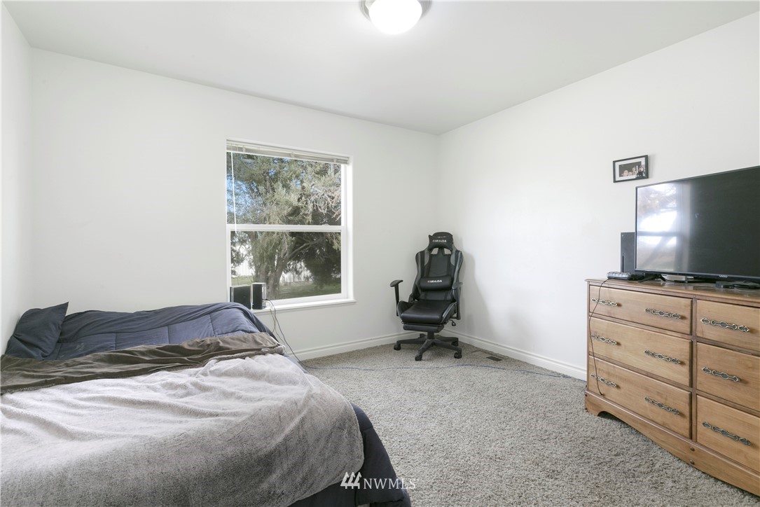 331 Schlagel Road Yakima, WA 98901 - Photo 22 of 36