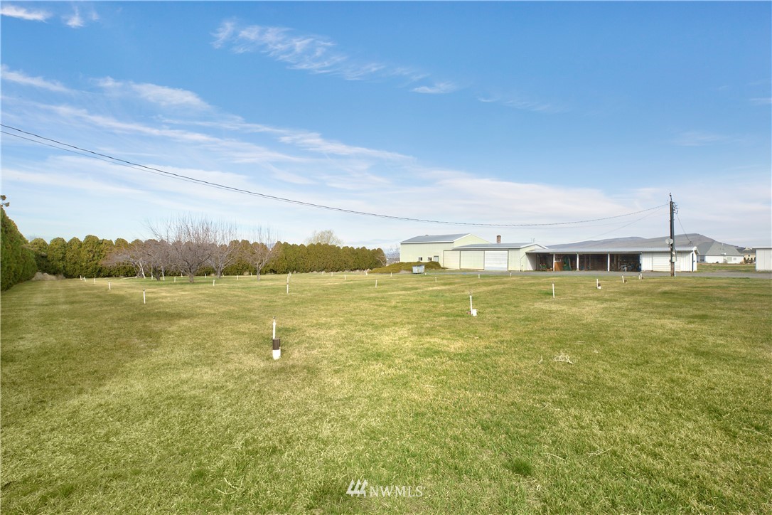 331 Schlagel Road Yakima, WA 98901 - Photo 6 of 36