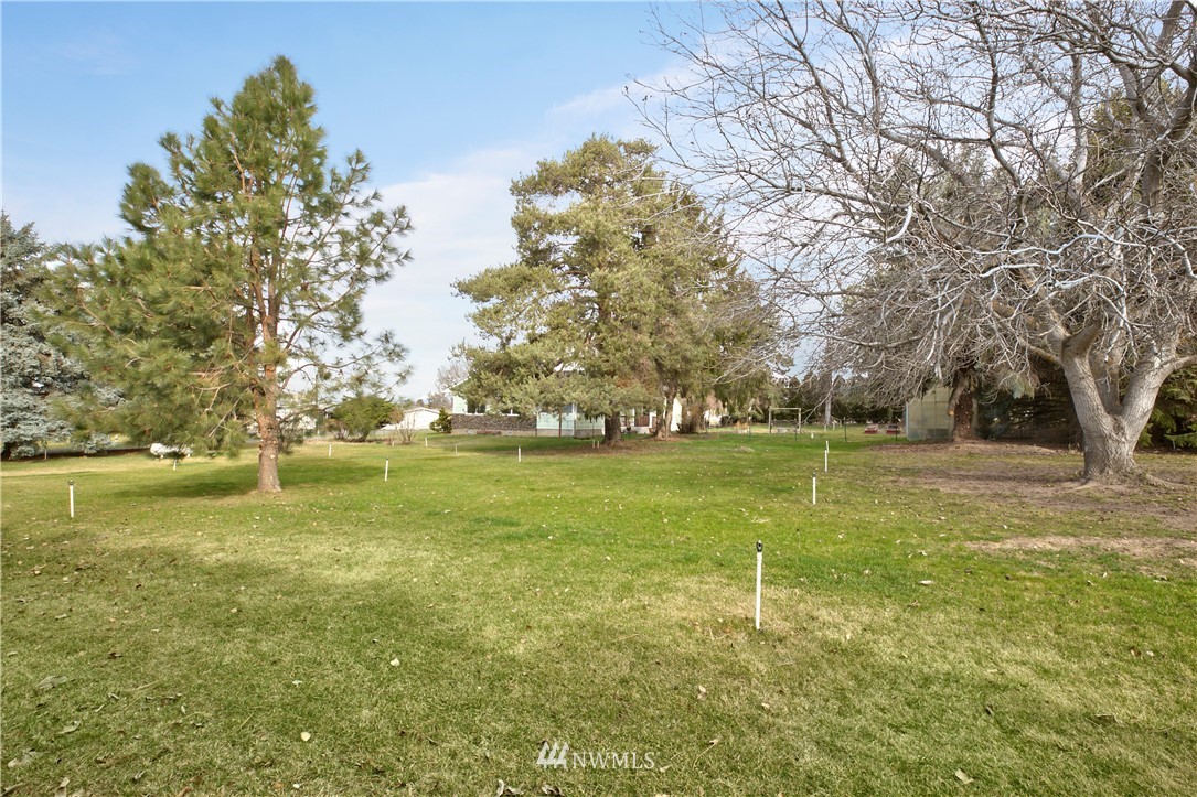 331 Schlagel Road Yakima, WA 98901 - Photo 8 of 36