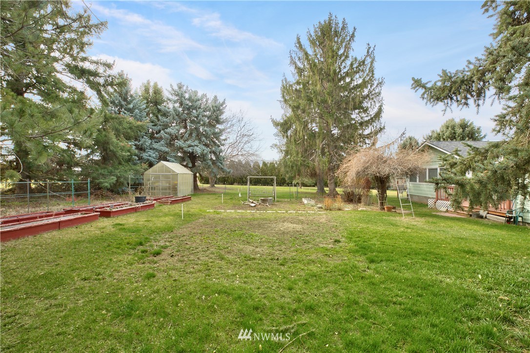 331 Schlagel Road Yakima, WA 98901 - Photo 10 of 36