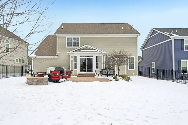 $1,000,000 | 3539 Elsie Lane, Hoffman Estates, IL 60192