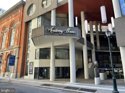 $495,000 | 1420 Locust Street, Unit 31I, Philadelphia, PA 19102