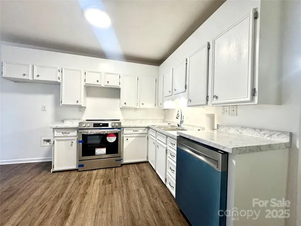 $173,000 | 117 24th Street Northwest, Hickory, NC 28601