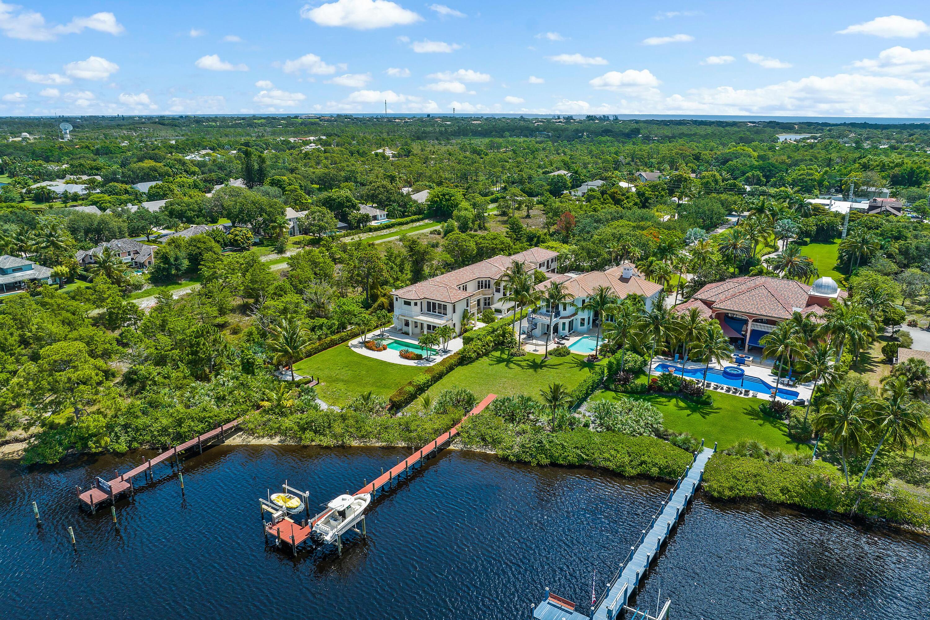 D513CD27-32BF-496C-8BFE-59C51CB8DEAD