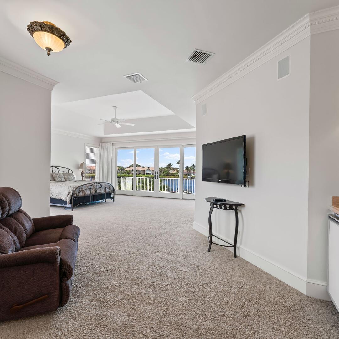 18970 Southeast County Line Road Jupiter, FL 33469 - Photo 37 of 52 C4AA88FD-8F6F-4D91-8EB2-C9F061F1CE04