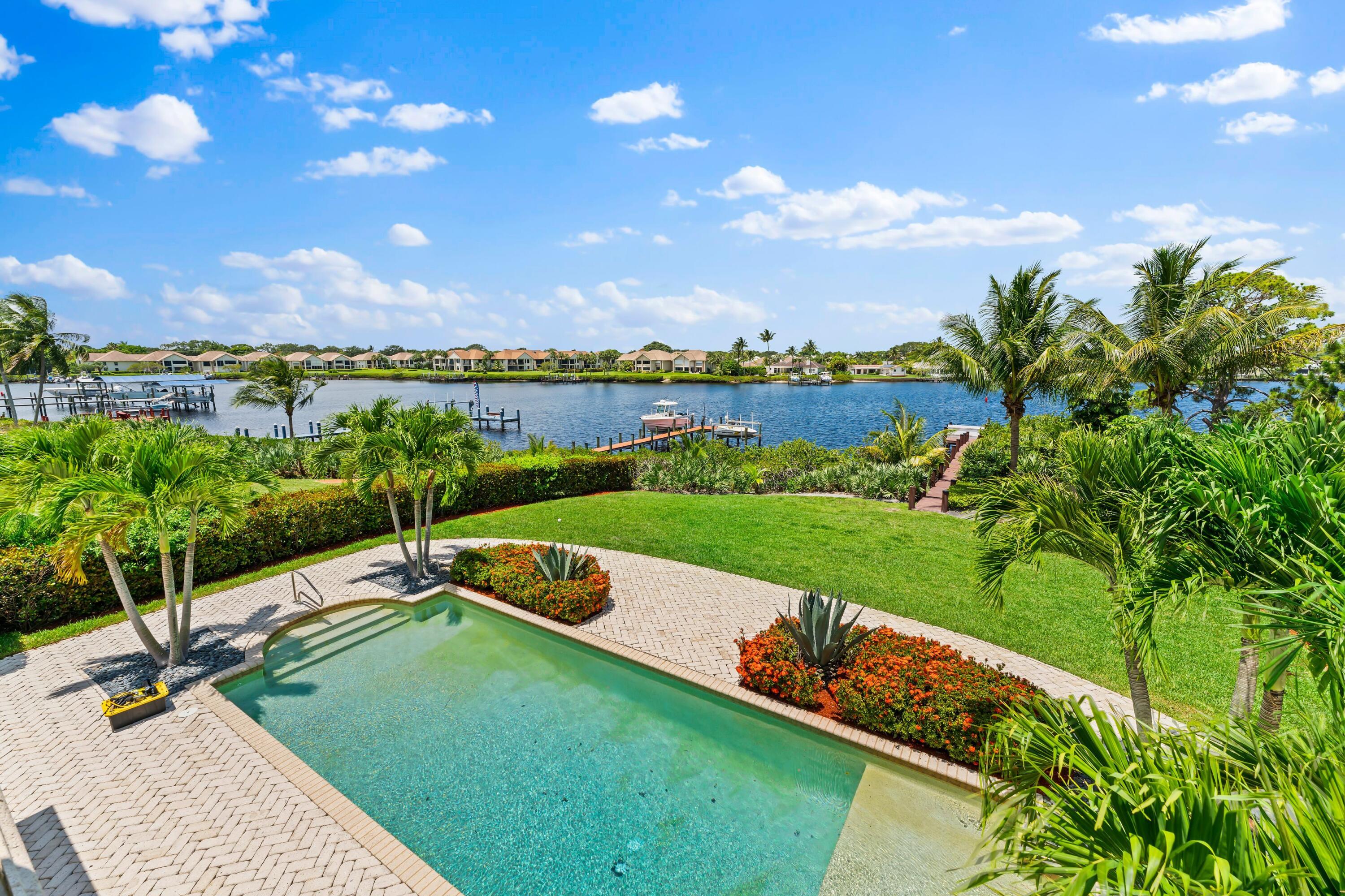 18970 Southeast County Line Road Jupiter, FL 33469 - Photo 41 of 52 9F4E0CE4-2DC5-480C-8C27-6ACBD157FA68