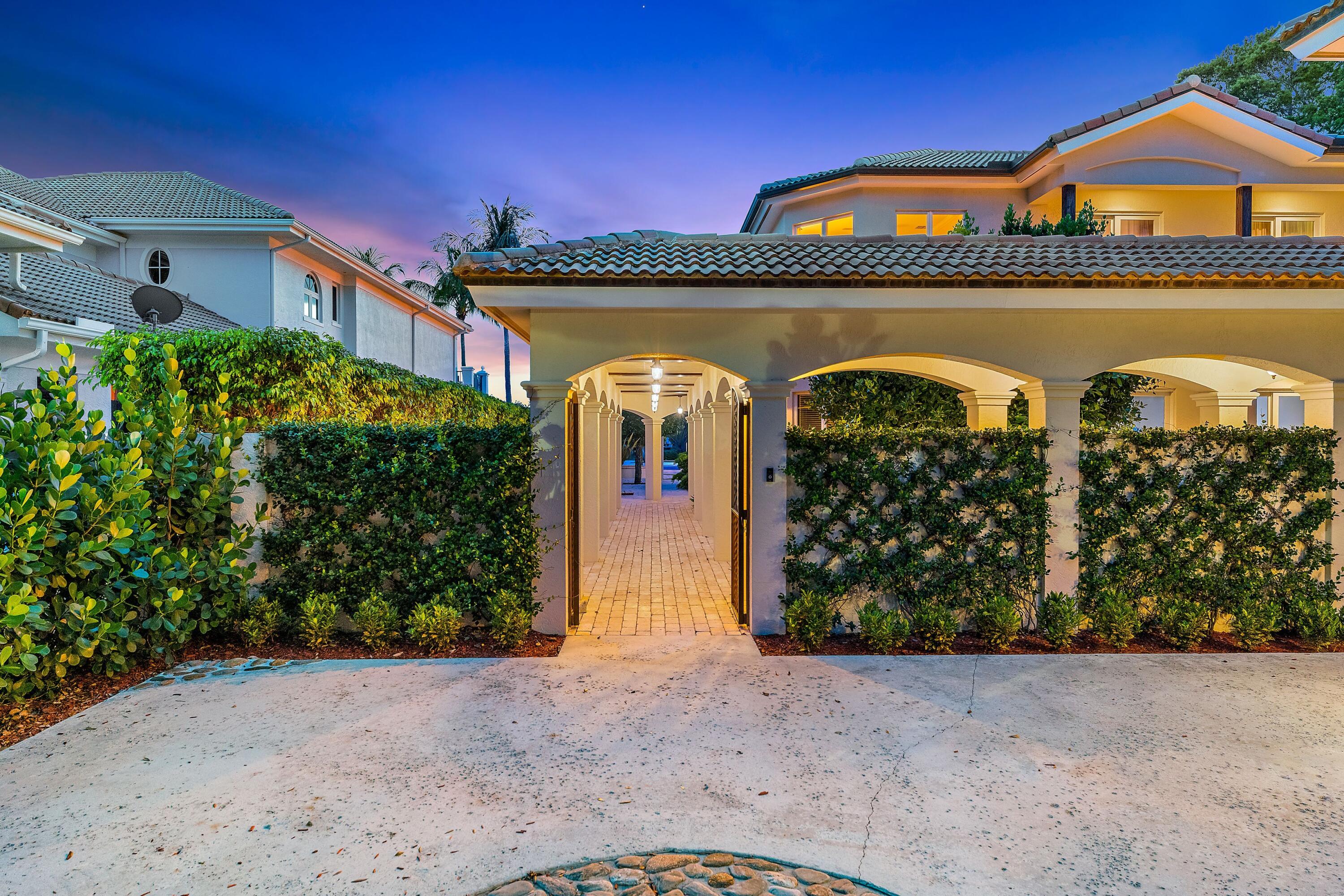 18970 Southeast County Line Road Jupiter, FL 33469 - Photo 10 of 52 97598518-6DC3-49C4-B563-7ECBB00908BF