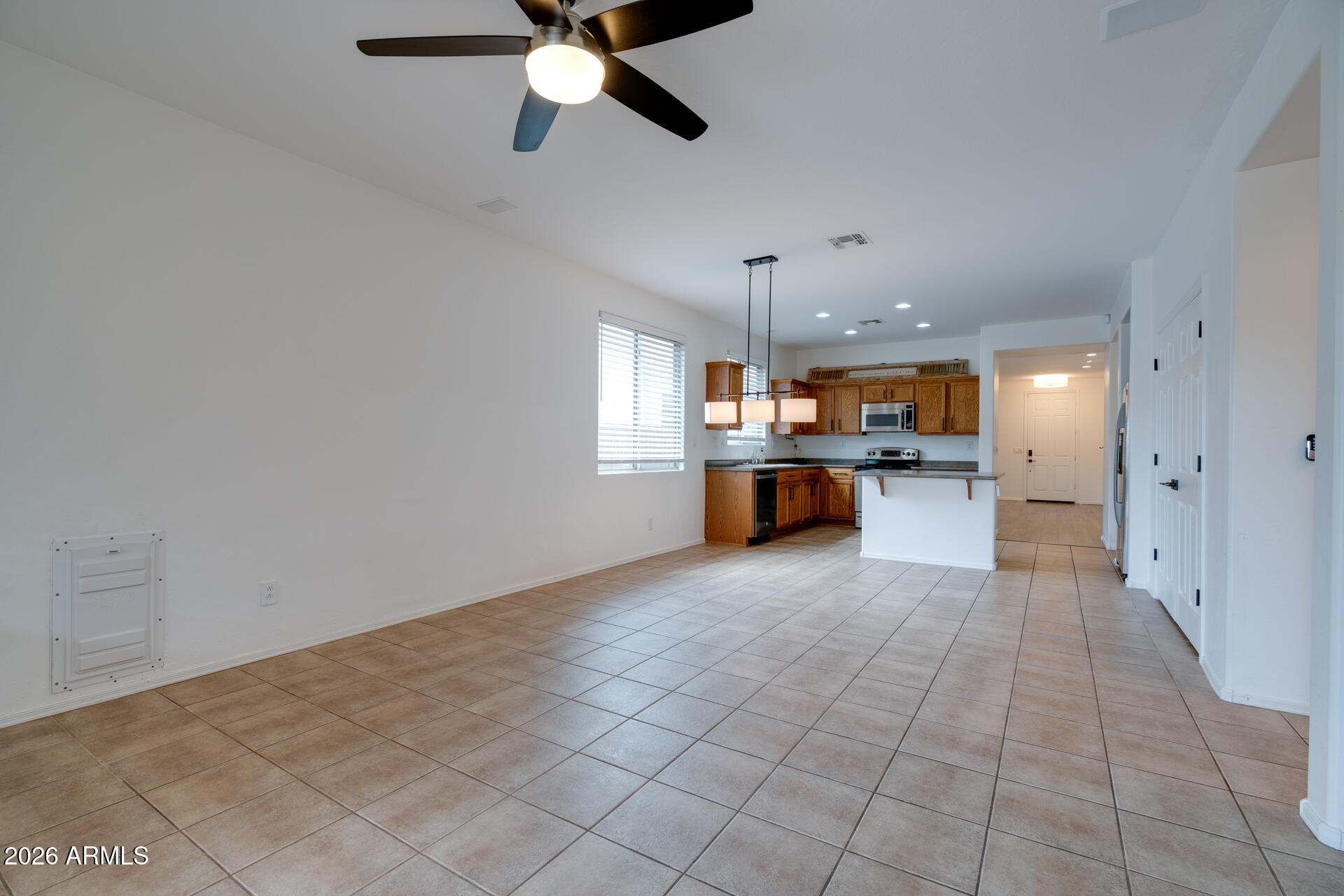 2557 West Bisbee Way Phoenix, AZ 85086 - Photo 22 of 52 Bisbee-24