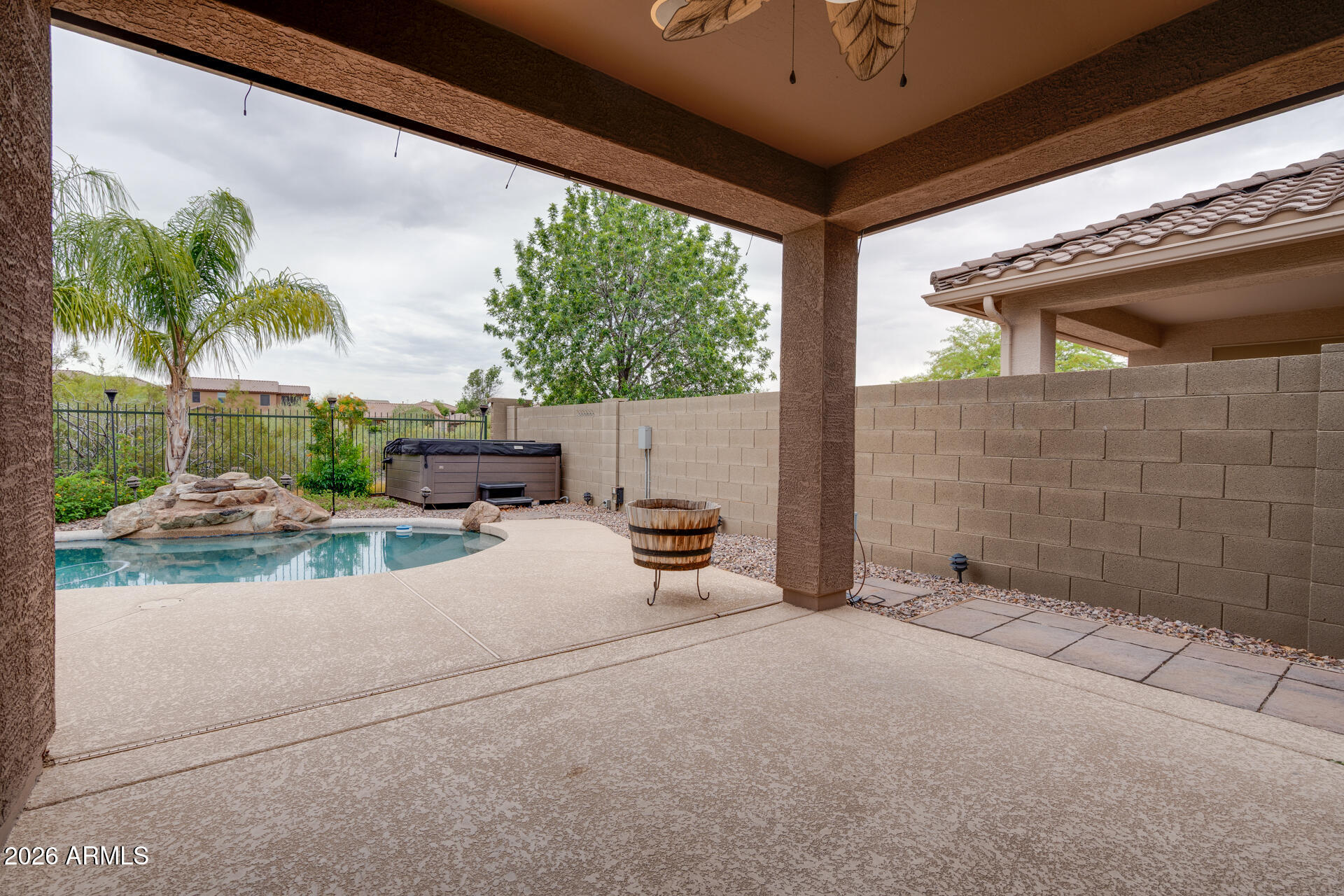 2557 West Bisbee Way Phoenix, AZ 85086 - Photo 45 of 52 Bisbee-48