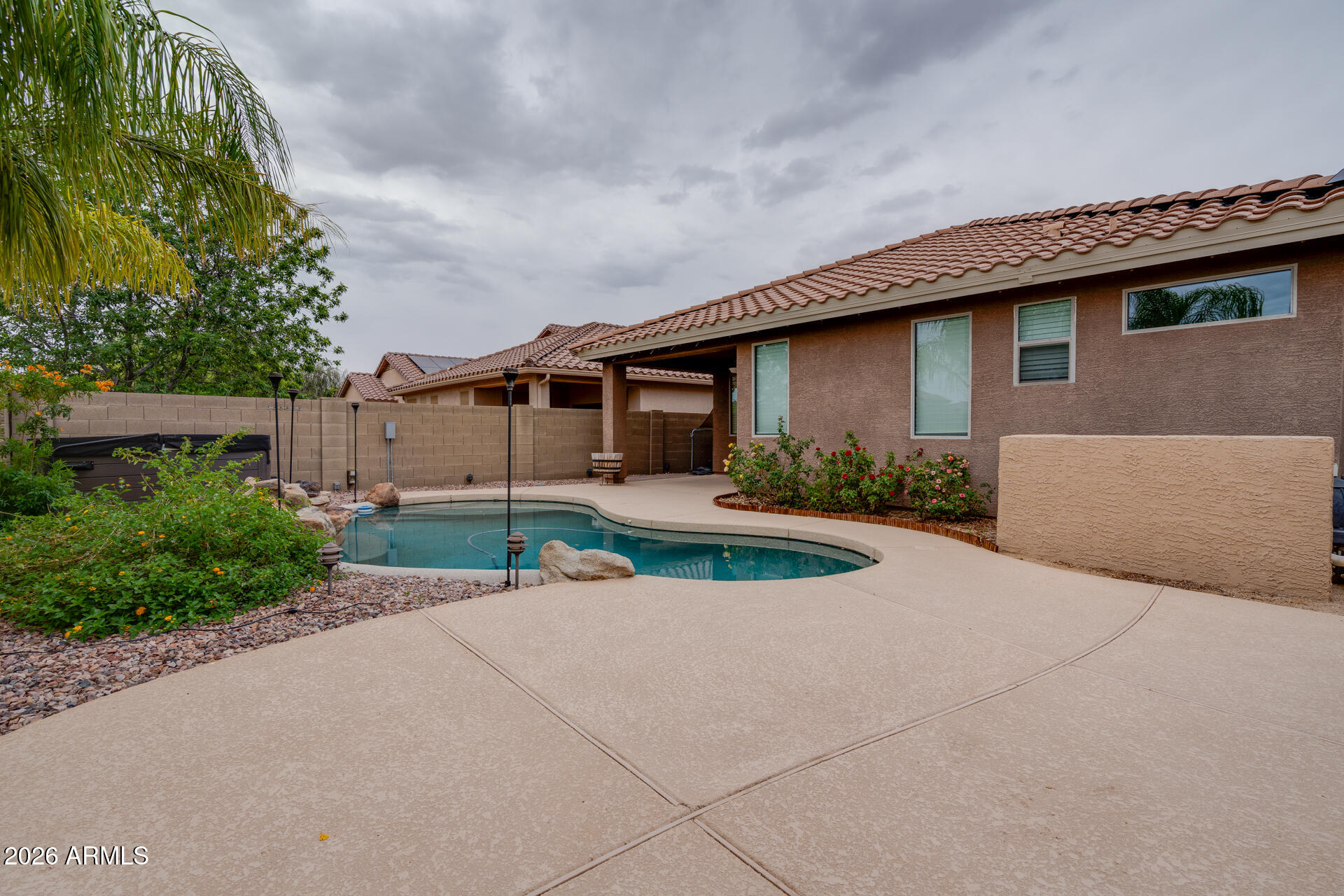 2557 West Bisbee Way Phoenix, AZ 85086 - Photo 50 of 52 Bisbee-54