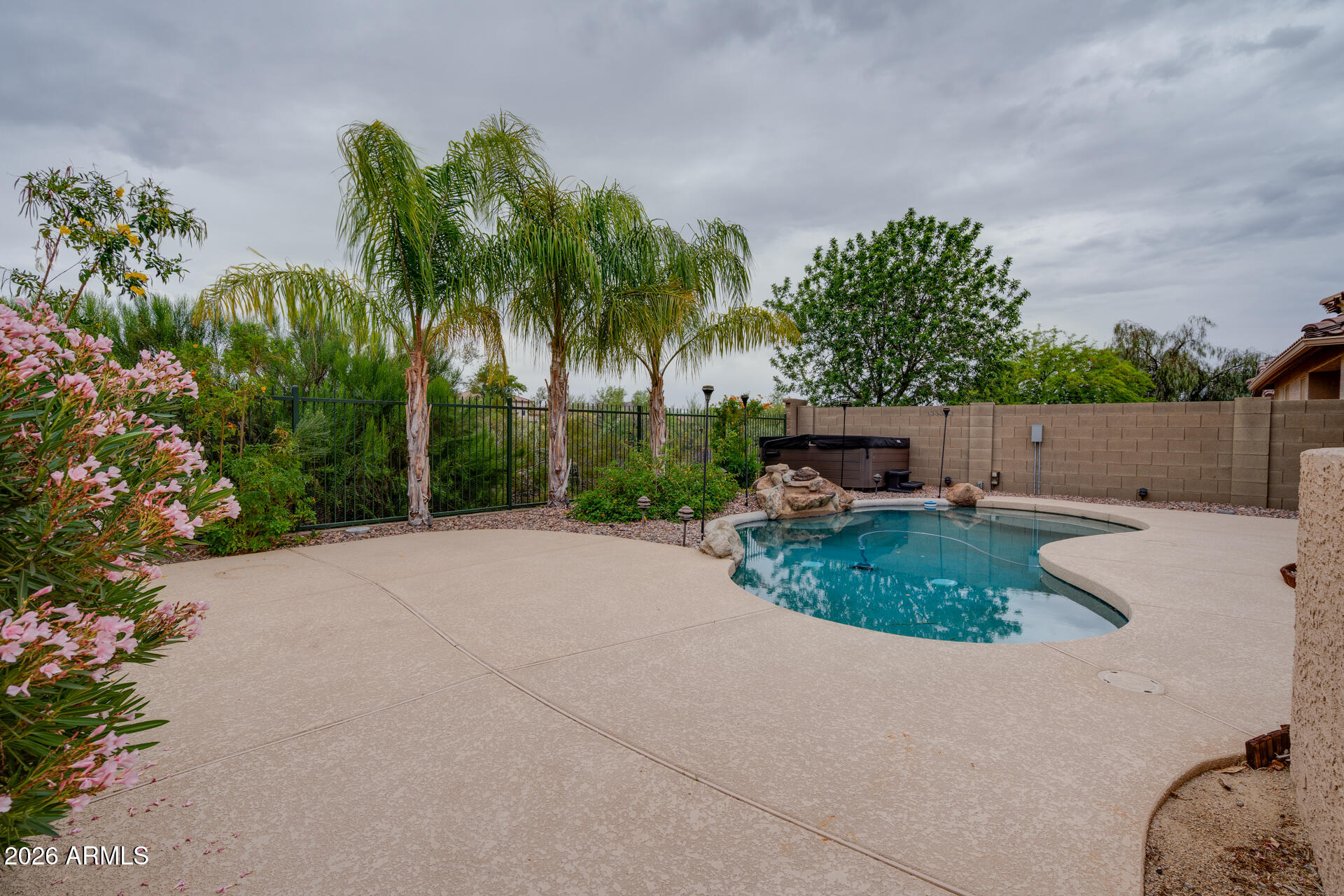 2557 West Bisbee Way Phoenix, AZ 85086 - Photo 51 of 52 Bisbee-55