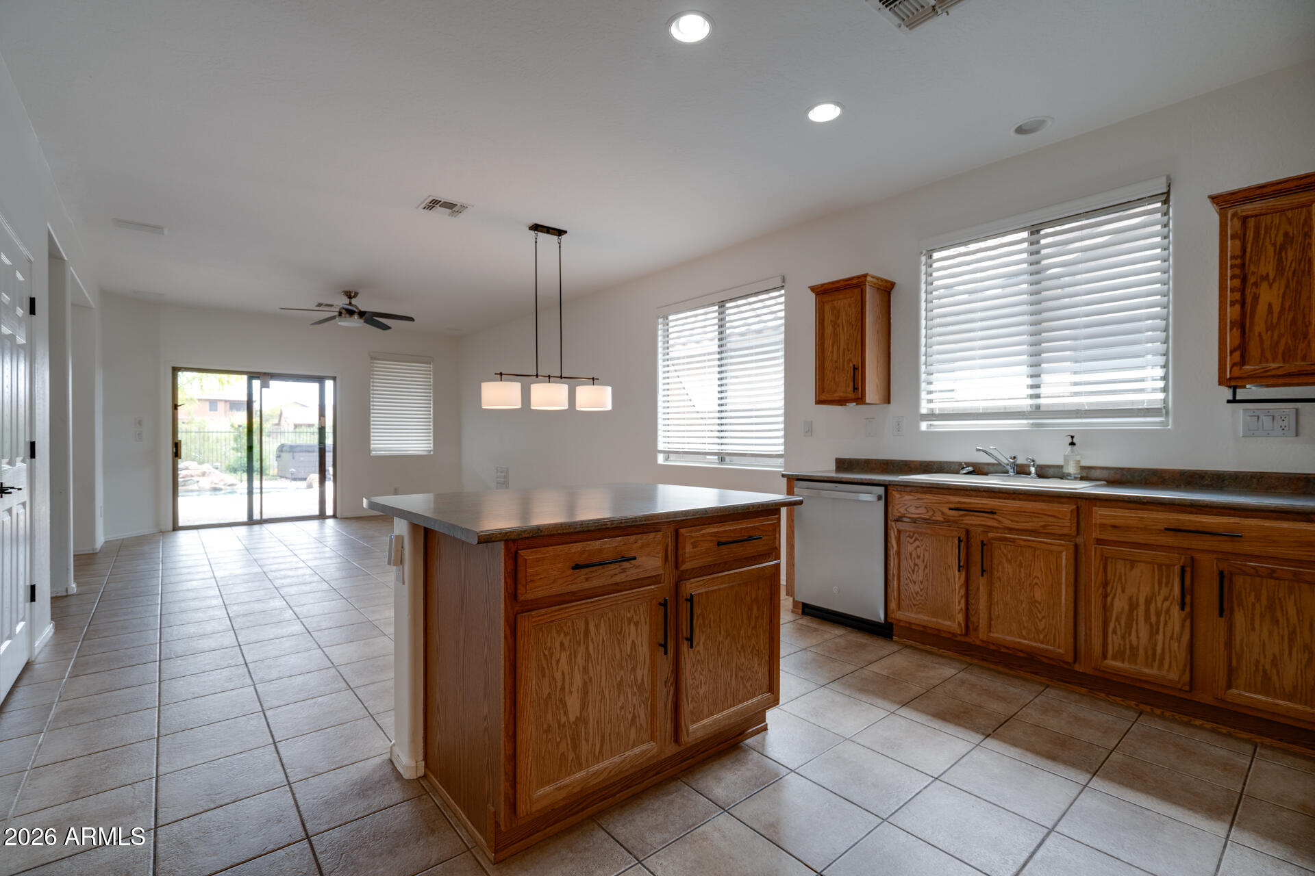 2557 West Bisbee Way Phoenix, AZ 85086 - Photo 7 of 52 Bisbee-9