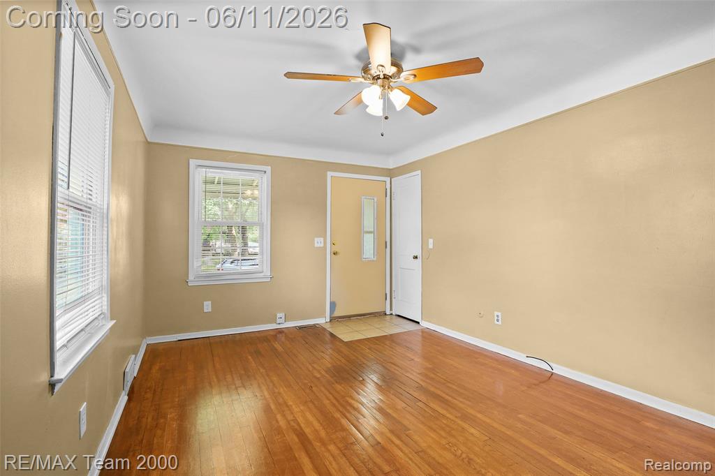 3130 Chestnut Street Dearborn, MI 48124 - Photo 14 of 30