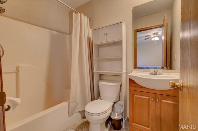 $199,000 | 446 Pheasant Lane, Moro, IL 62067