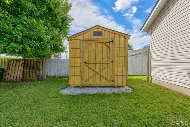 $199,000 | 446 Pheasant Lane, Moro, IL 62067