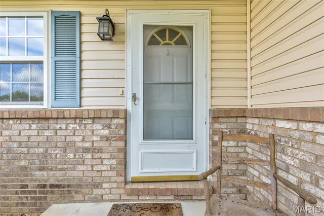 $199,000 | 446 Pheasant Lane, Moro, IL 62067