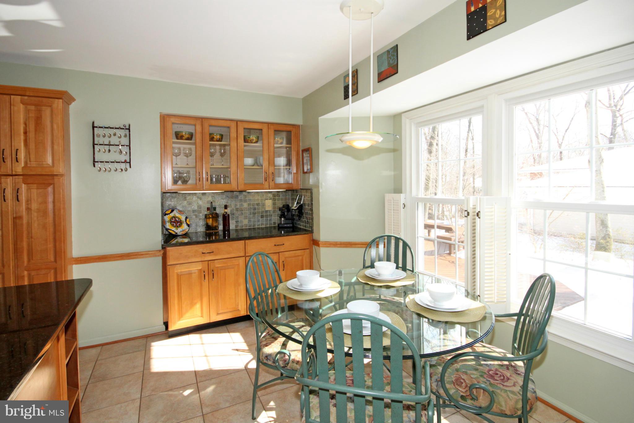 9212 Rockefeller Lane Springfield, VA 22153 - Photo 12 of 29 Kitchen