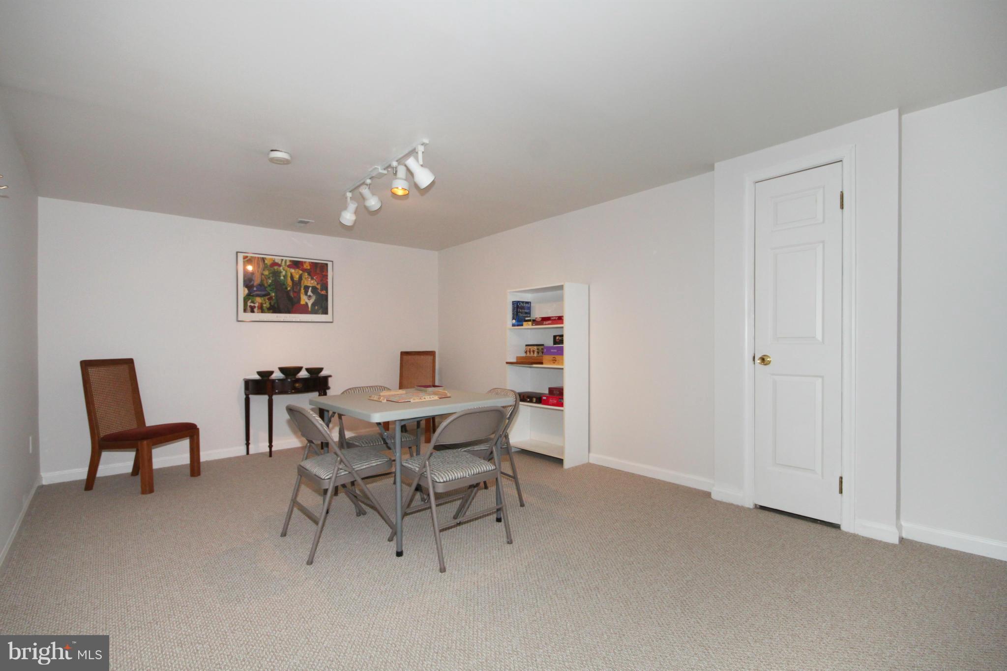 9212 Rockefeller Lane Springfield, VA 22153 - Photo 16 of 29 Interior (General)