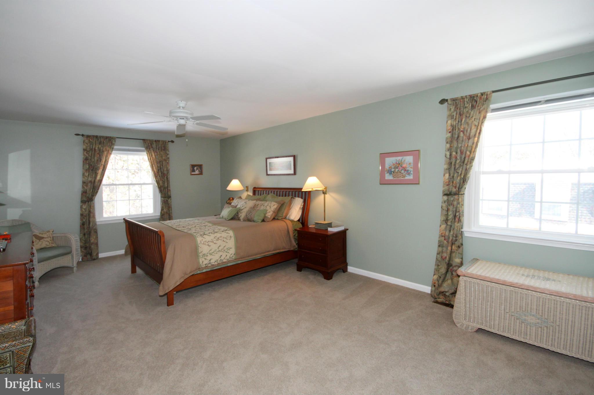 9212 Rockefeller Lane Springfield, VA 22153 - Photo 17 of 29 Bedroom (Master)