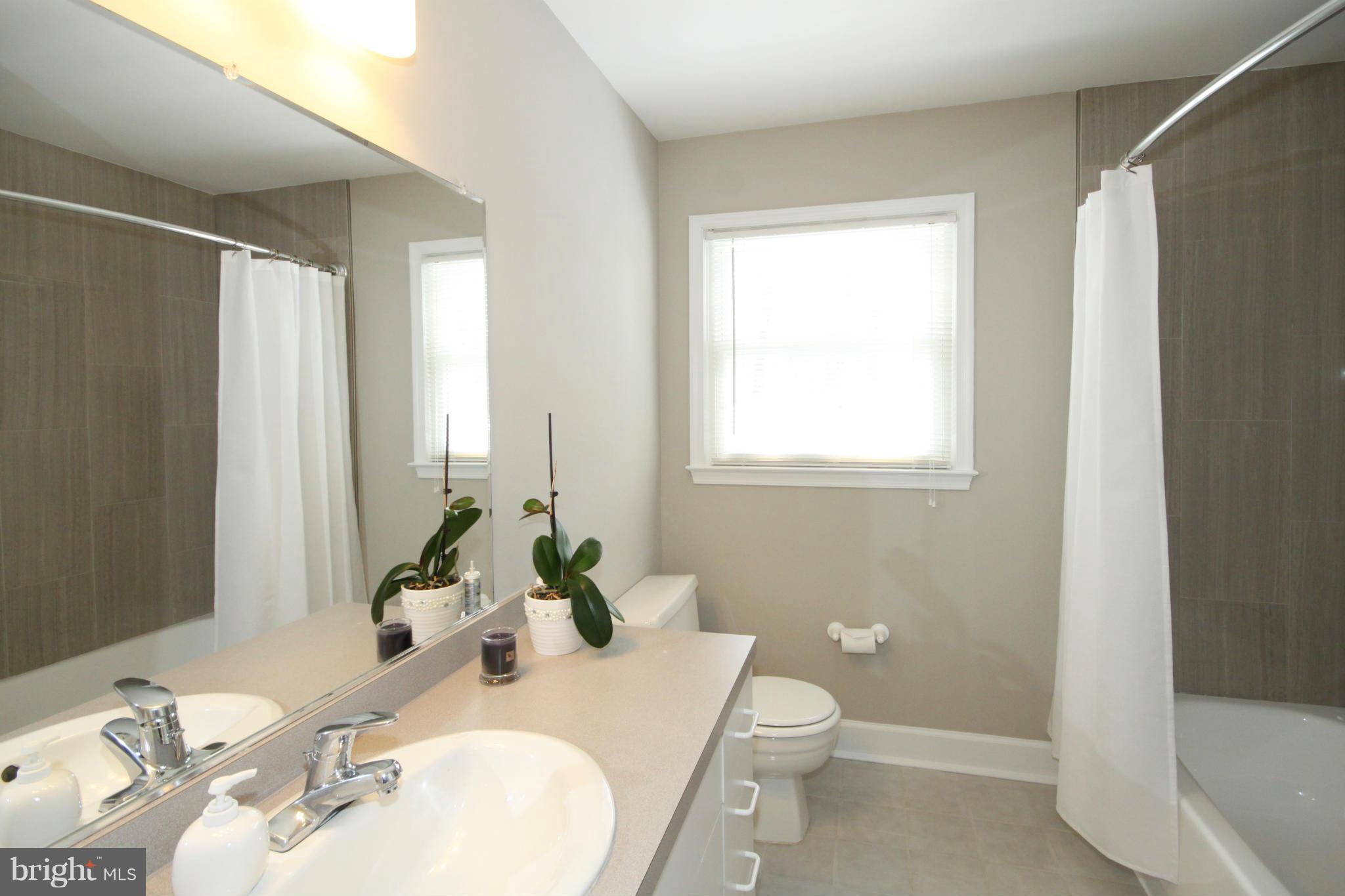 9212 Rockefeller Lane Springfield, VA 22153 - Photo 23 of 29 Bath