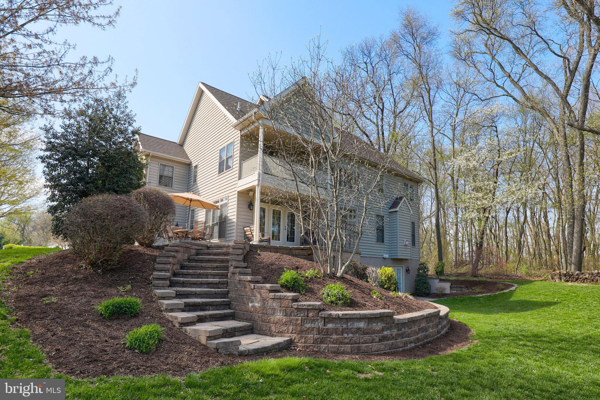 28 Windsor Lane, Unit 1 Lititz, PA 17543 - Photo 2 of 46