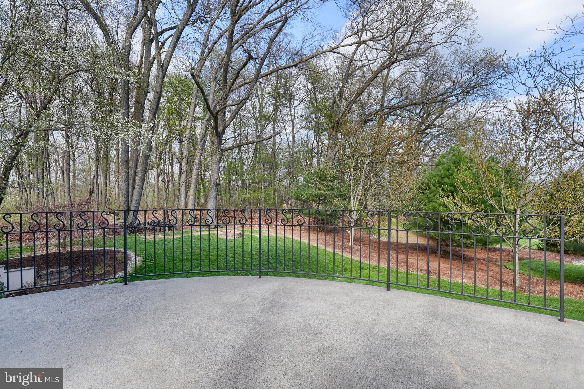 28 Windsor Lane, Unit 1 Lititz, PA 17543 - Photo 4 of 46