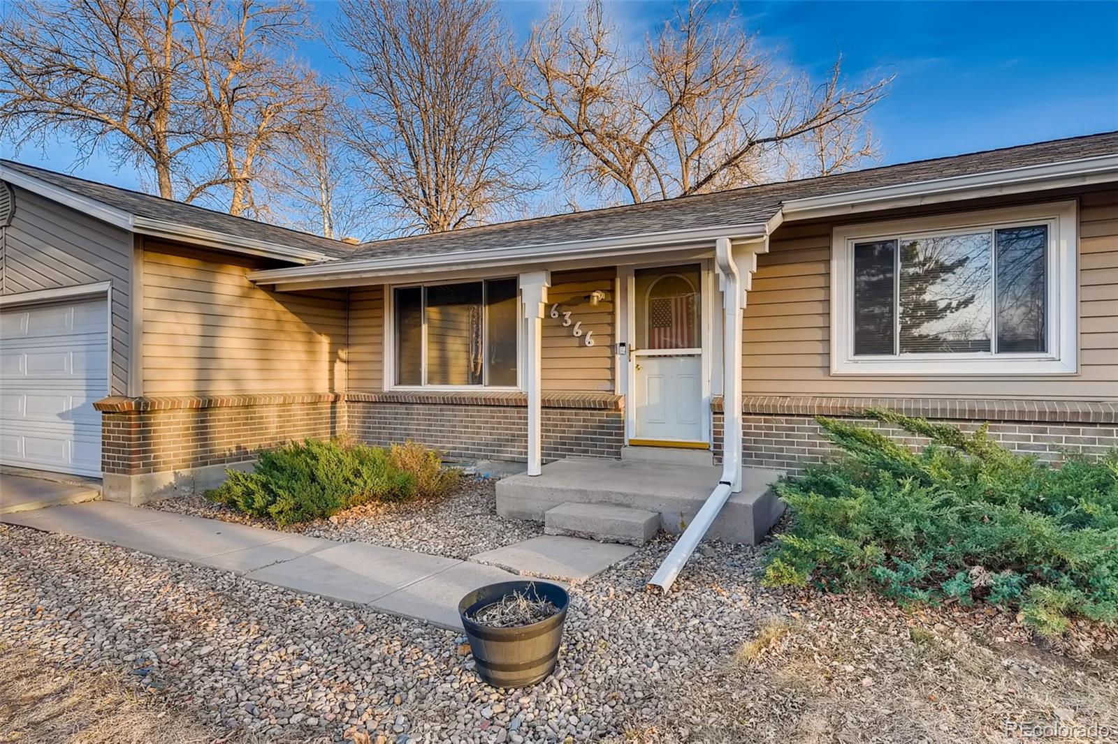 6366 West 86th Avenue Arvada, CO 80003 - Photo 3 of 28