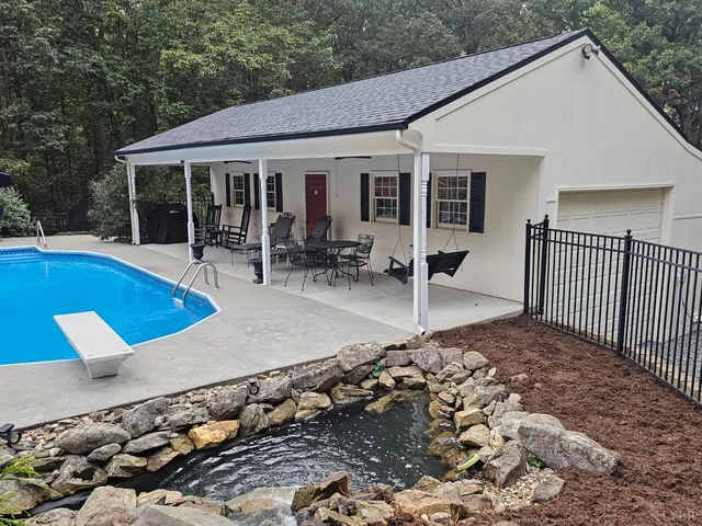 $789,700 | 6400 Everett Road, Forest, VA 24551