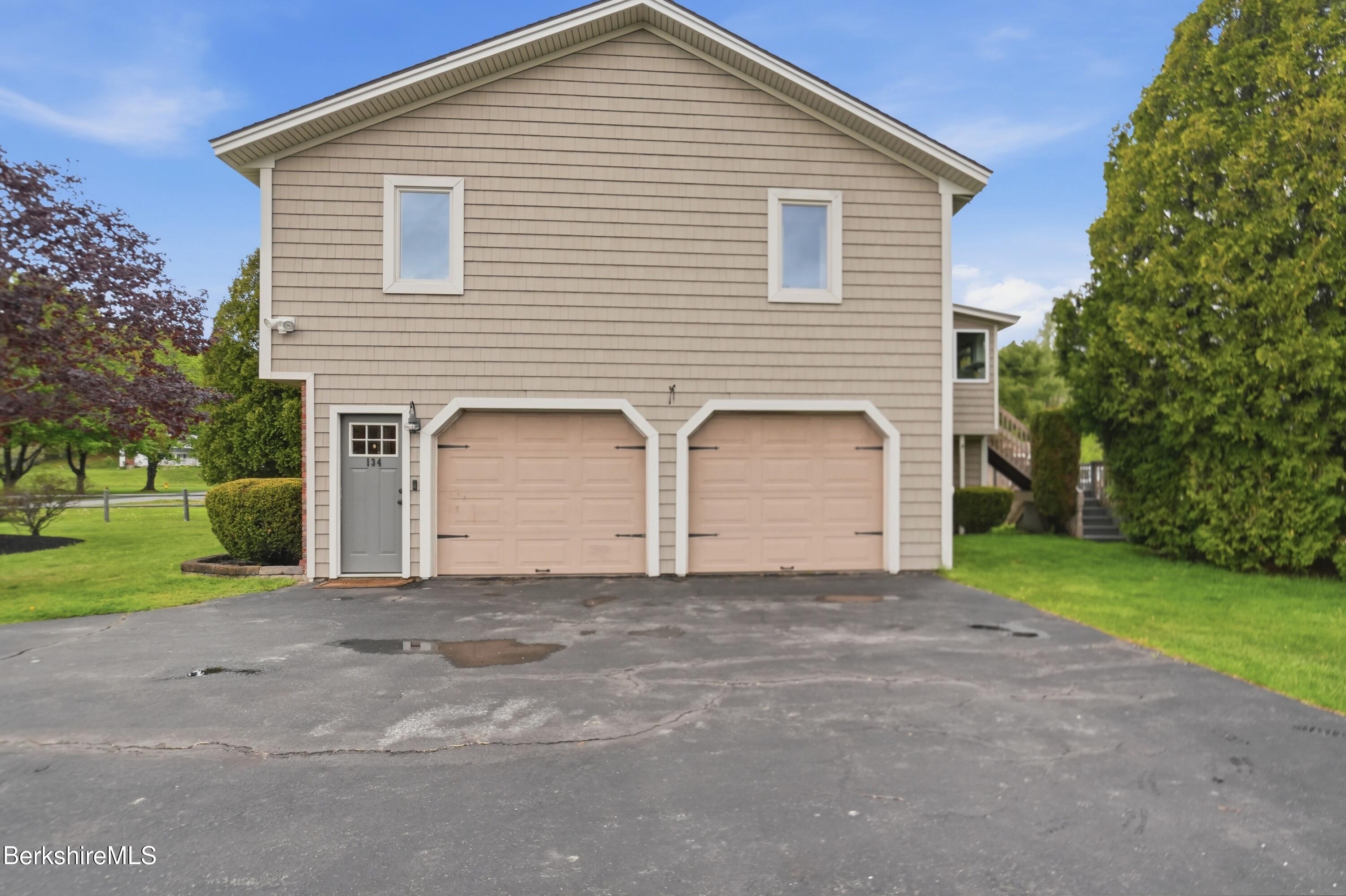 134 Oak Hill Road Pittsfield, MA 01201 - Photo 66 of 66 2 Car Garage