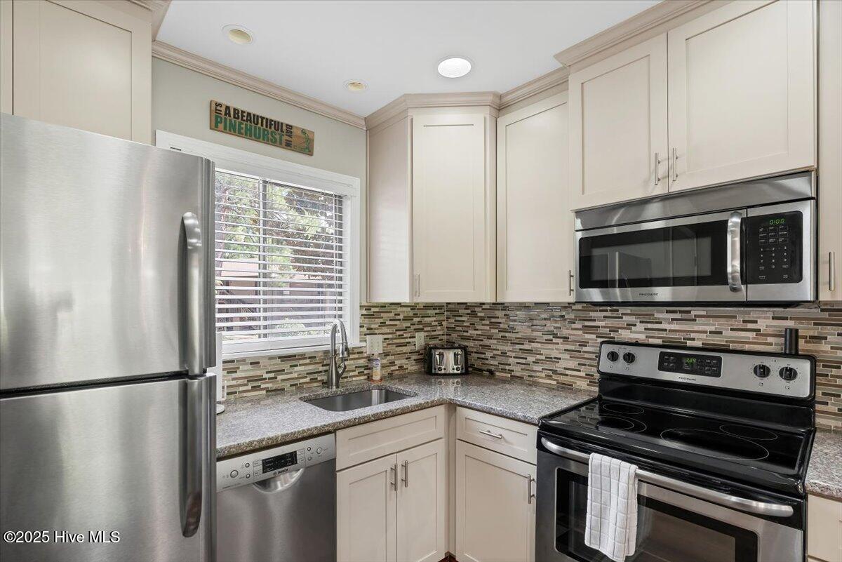 85 Pine Valley Road, Unit 57 Pinehurst, NC 28374 - Photo 7 of 38 38-38_85 Pine Valley Rd. #57, Pinehurst,