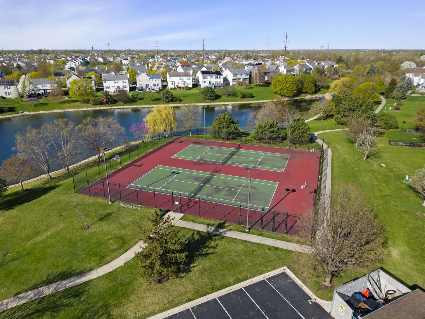 89 Iris Circle Romeoville, IL 60446 - Photo 28 of 28 an aerial view of a houses with outdoor space