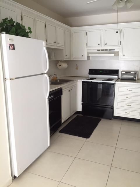 9180 Southwest 5th Street, Unit B Boca Raton, FL 33428 - Photo 36 of 40 IMG_5023