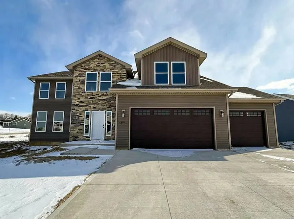 $599,900 | 6680 Ramshorn Drive, DeForest, WI 53532