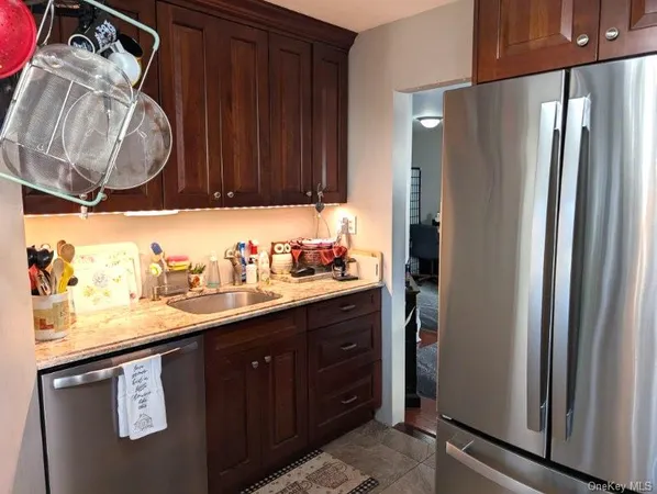 $589,999 | 44 Hubbard Avenue, Freeport, NY 11520