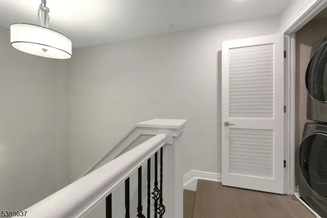 $1,947,999 | 3 Somerset Ln-glass House, Unit 109, Edgewater, NJ 07020