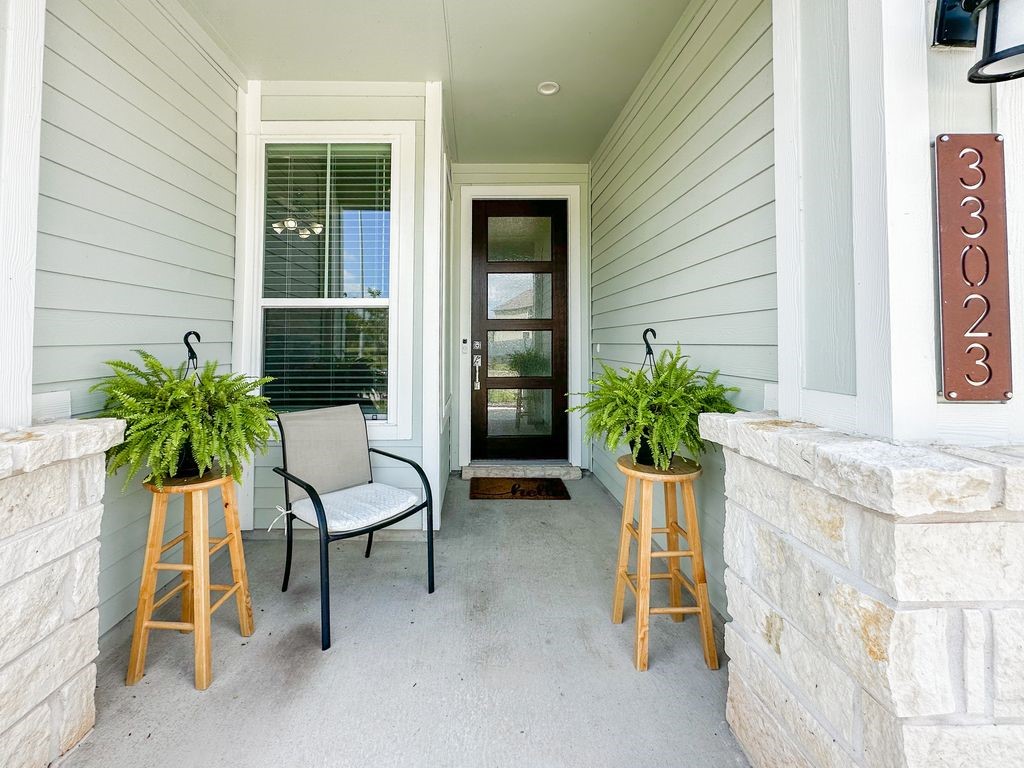 33023 School Hl Road Fulshear, TX 77441 - Photo 5 of 38 Porch