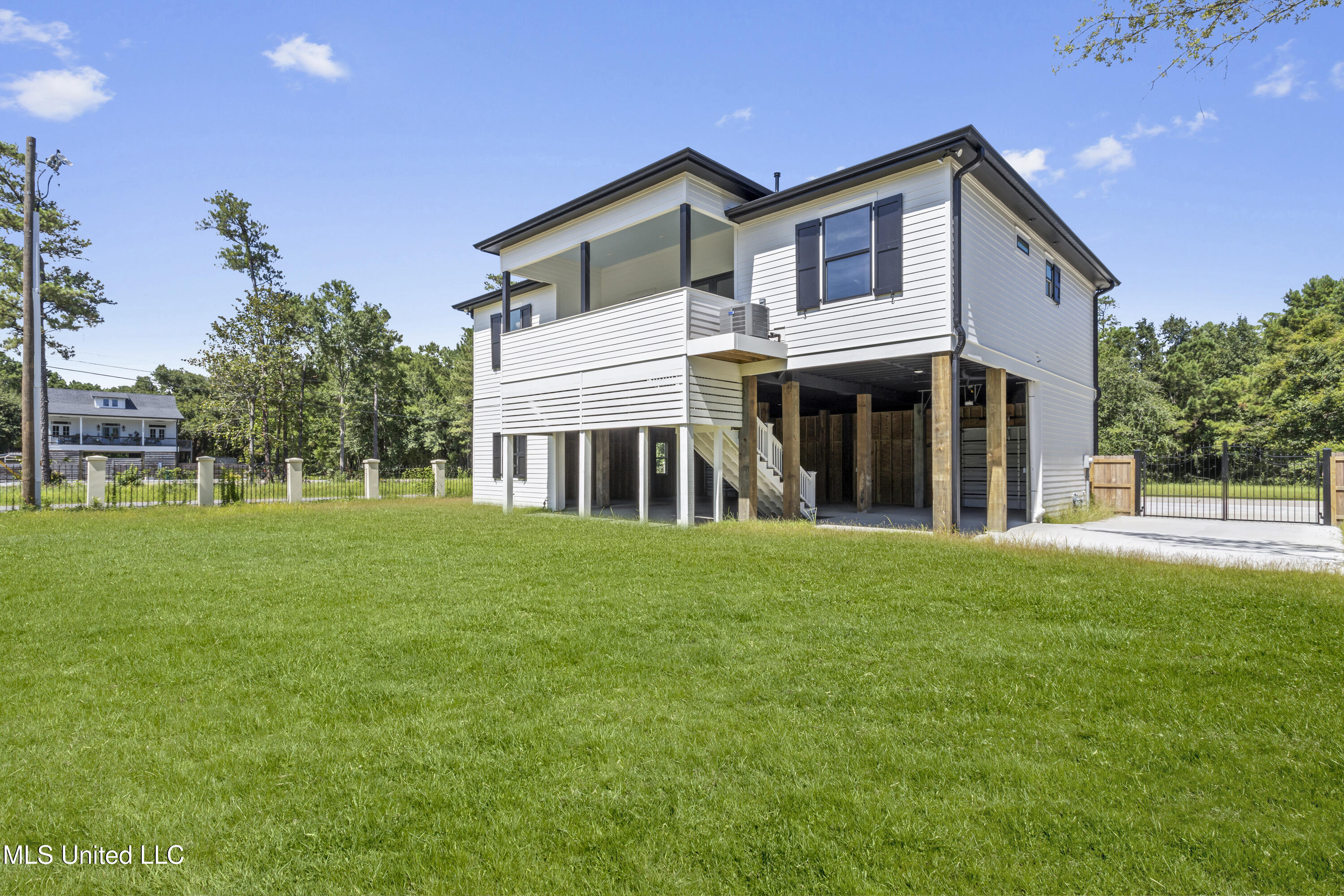 100 Blue Ridge Court Bay St. Louis, MS 39520 - Photo 4 of 58 048