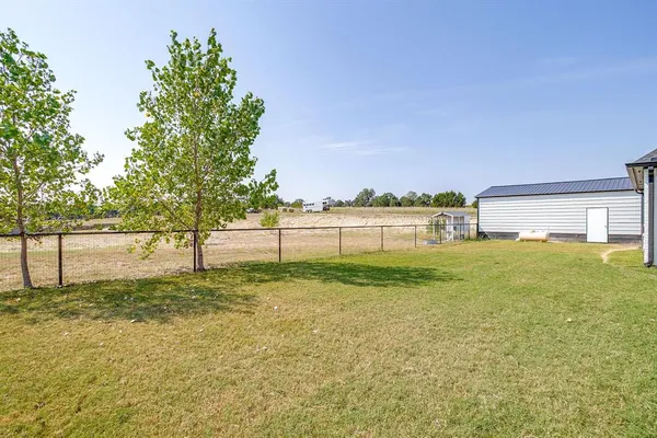 $875,000 | 116 Aviara Ridge Road, Poolville, TX 76487