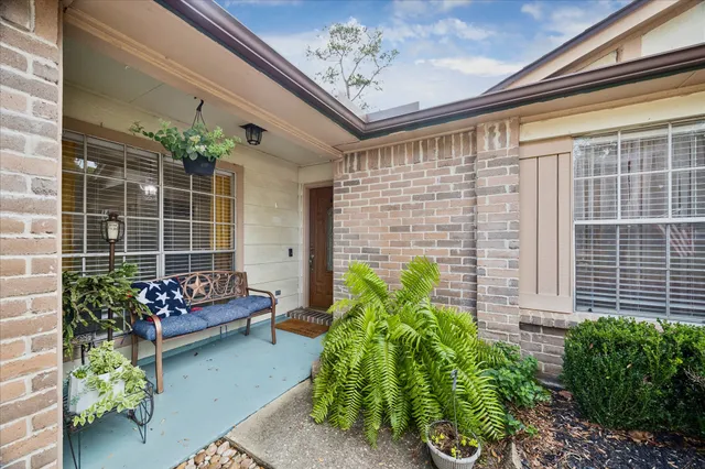 $275,000 | 24919 Bovington Drive, Spring, TX 77389