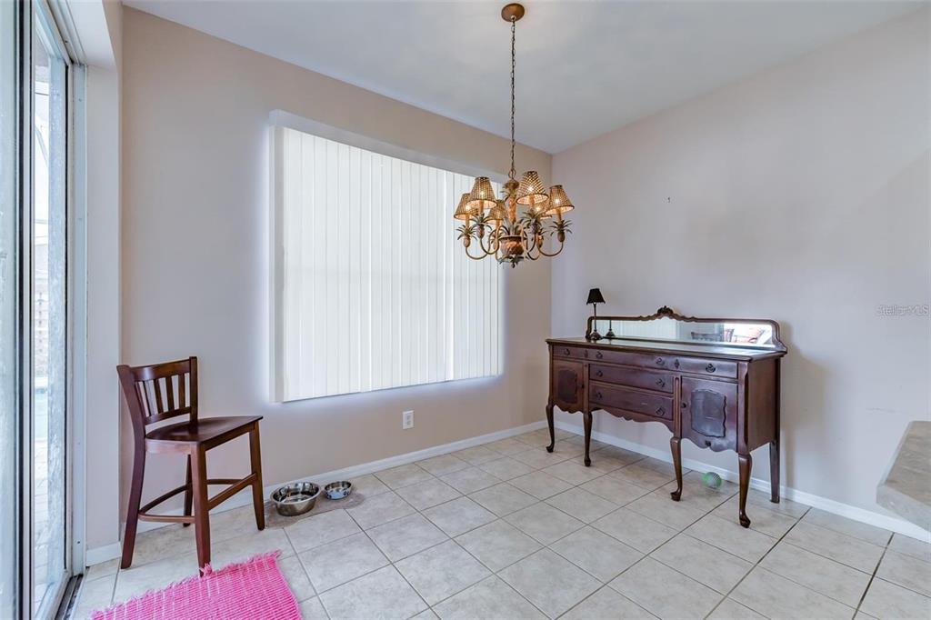 501 Delwood Breck Street Ruskin, FL 33570 - Photo 22 of 39