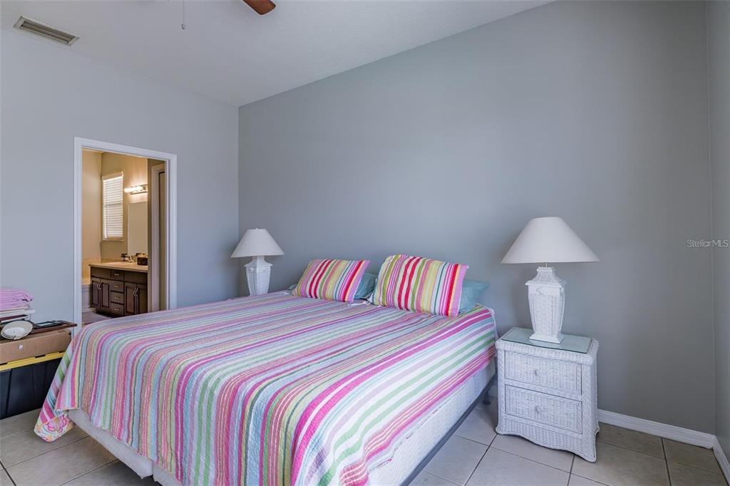 501 Delwood Breck Street Ruskin, FL 33570 - Photo 25 of 39