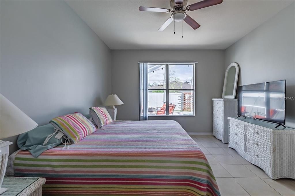 501 Delwood Breck Street Ruskin, FL 33570 - Photo 26 of 39