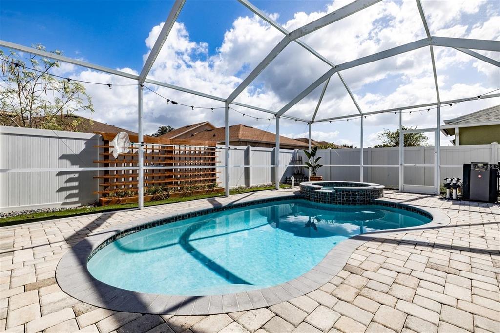 501 Delwood Breck Street Ruskin, FL 33570 - Photo 35 of 39