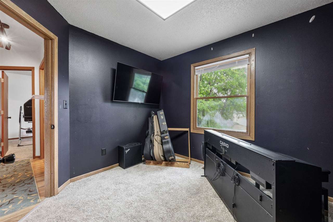 175 Prairie Ridge Court North Liberty, IA 52317 - Photo 19 of 28 Gallery Image 19