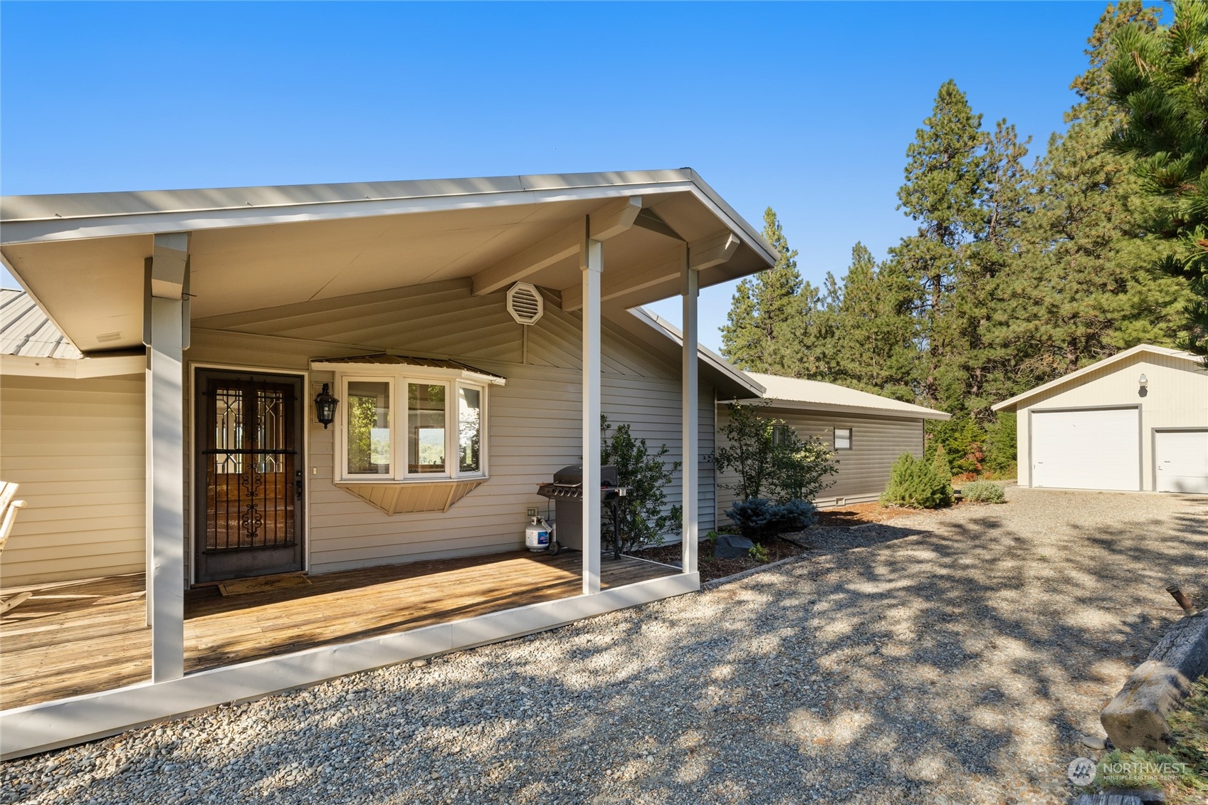 7361 Lower Peoh Point Road Cle Elum, WA 98922 - Photo 8 of 40 Gallery Image 8