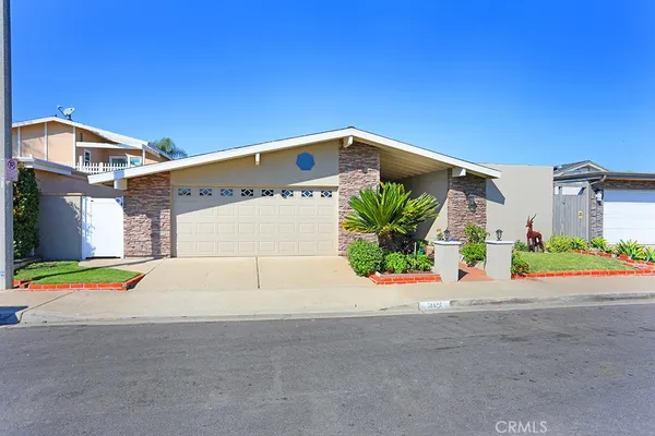 $4,250 | 14461 Denbigh Lane, Tustin, CA 92780