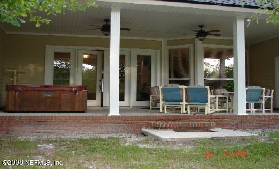 6298 Harry Rewis Road Macclenny, FL 32063 - Photo 23 of 30 backporch