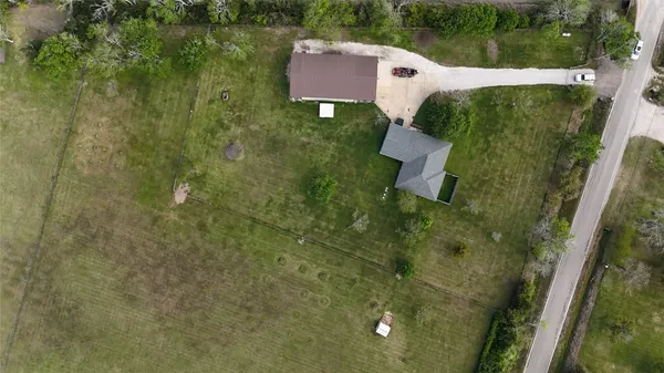 $550,000 | 3831 County Road 211, Danbury, TX 77534