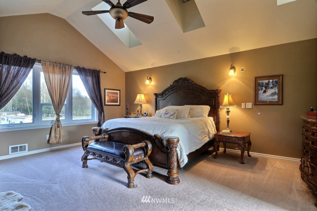 1550 Southeast Spruce Road Burley, WA 98367 - Photo 11 of 25 Gallery Image 11
